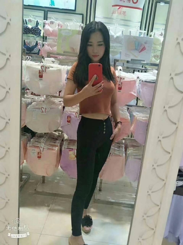 小可爱的第一张照片--泰州相亲服务中心