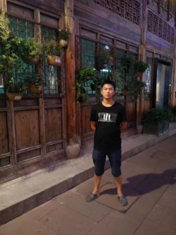 回忆的第一张照片--泰州相亲服务中心