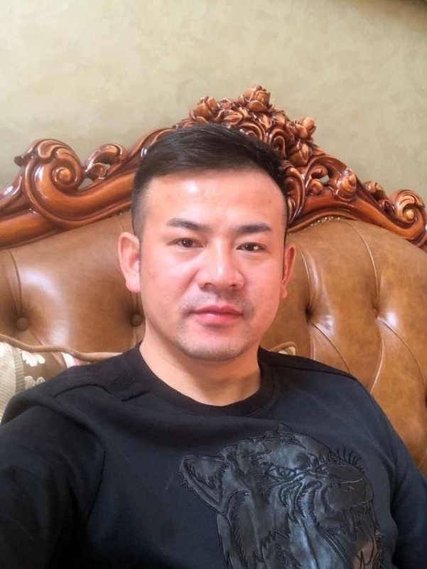 治国的第一张照片--泰州相亲服务中心