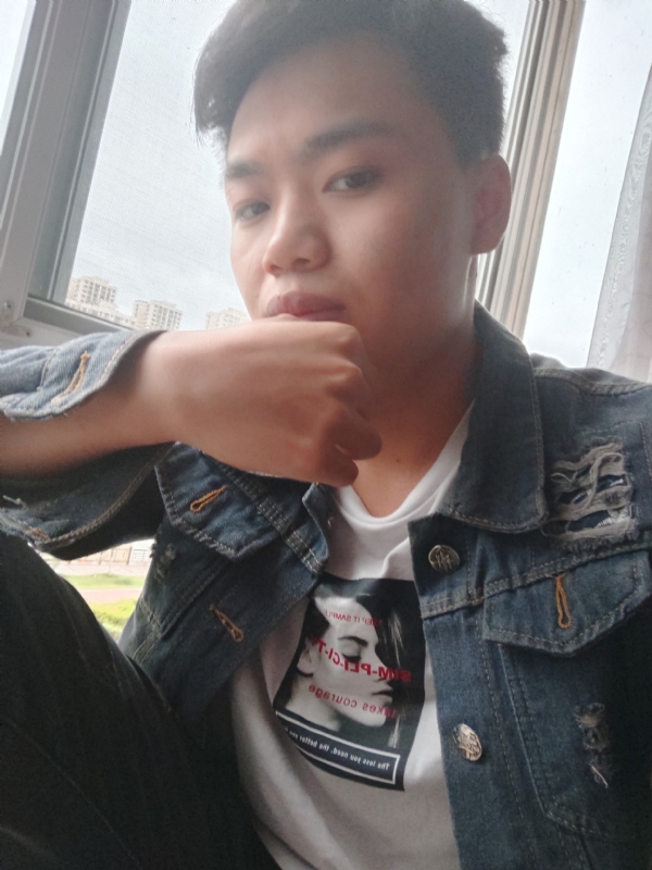 鬼卿的第四张照片--泰州相亲服务中心