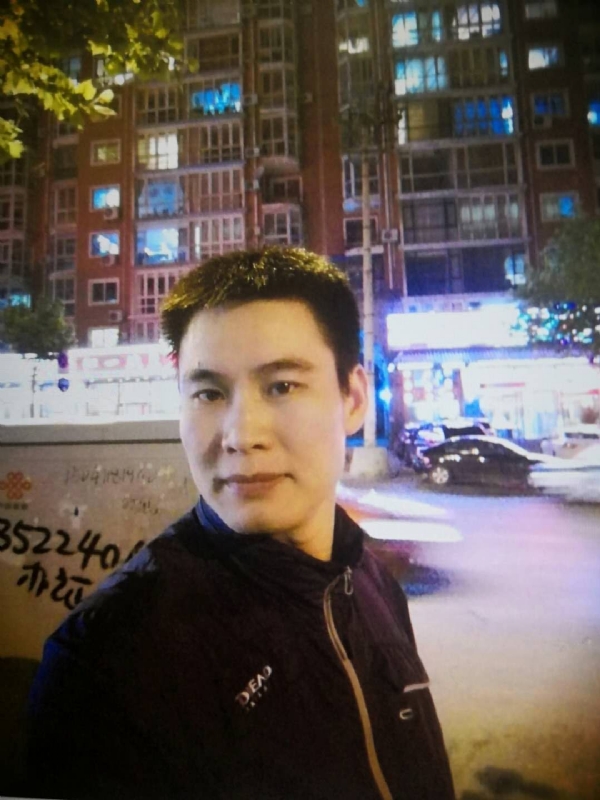 阳光灿烂的第三张照片--泰州相亲服务中心