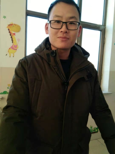 品上男人的第一张照片--泰州相亲服务中心