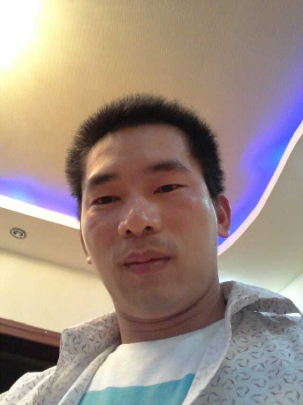 你好呀的第一张照片--泰州相亲服务中心