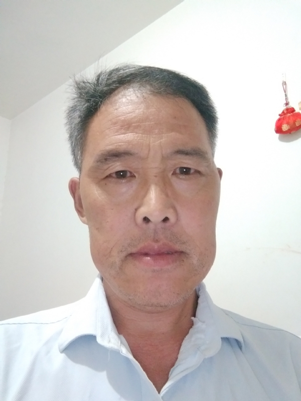 邹学辉的第三张照片--泰州相亲服务中心