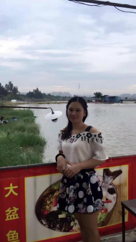 莹莹的第一张照片--泰州相亲服务中心