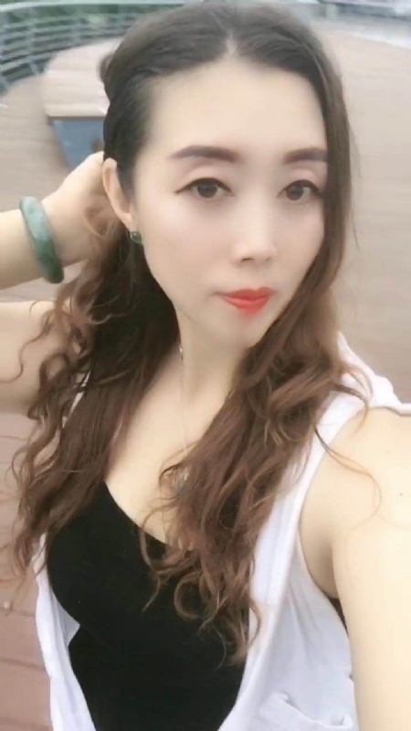 雨蝶的第三张照片--泰州相亲服务中心