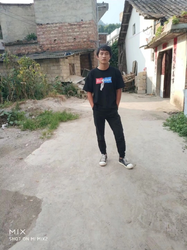 活活该的第一张照片--泰州相亲服务中心