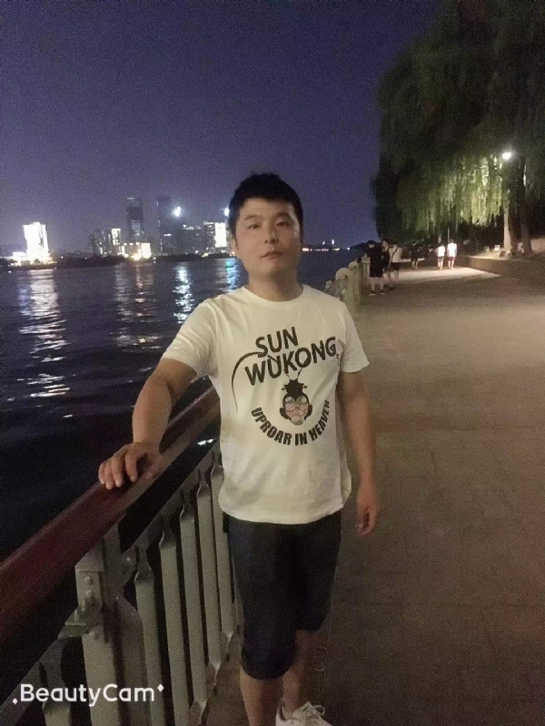 古月的第一张照片--泰州相亲服务中心