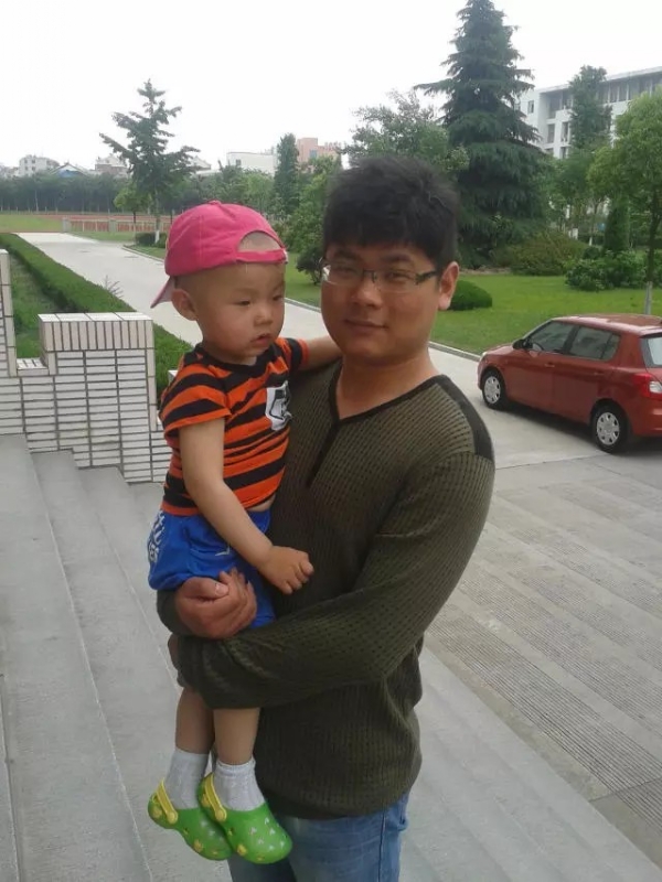 秦时明月的第一张照片--泰州相亲服务中心