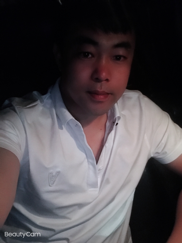 张苹果的第一张照片--泰州相亲服务中心