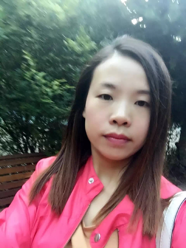 褪色的回忆的第一张照片--泰州相亲服务中心