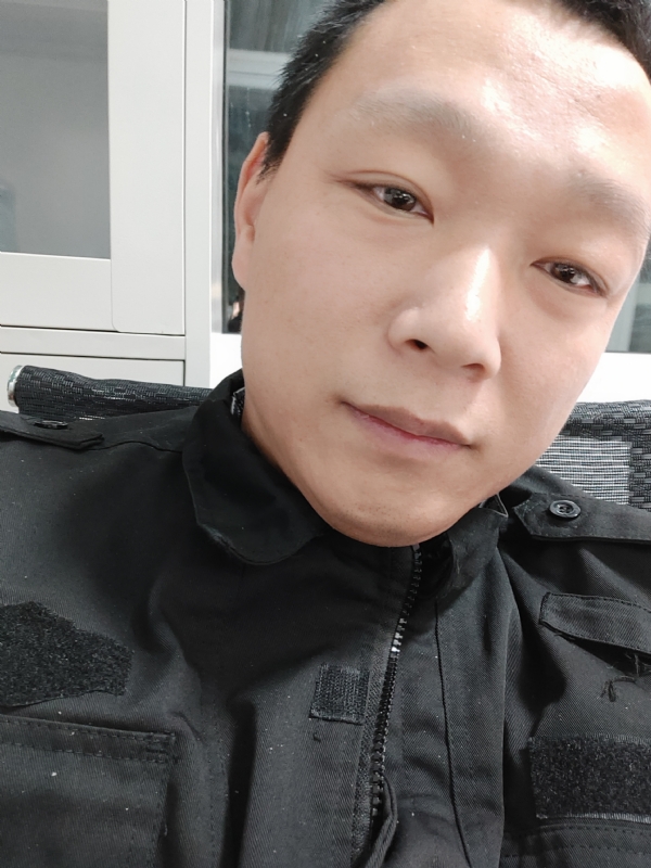 真实找人结婚的第二张照片--泰州相亲服务中心