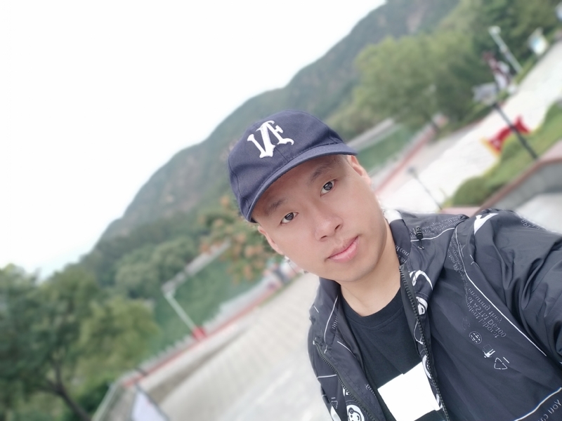 阳光的第一张照片--泰州相亲服务中心
