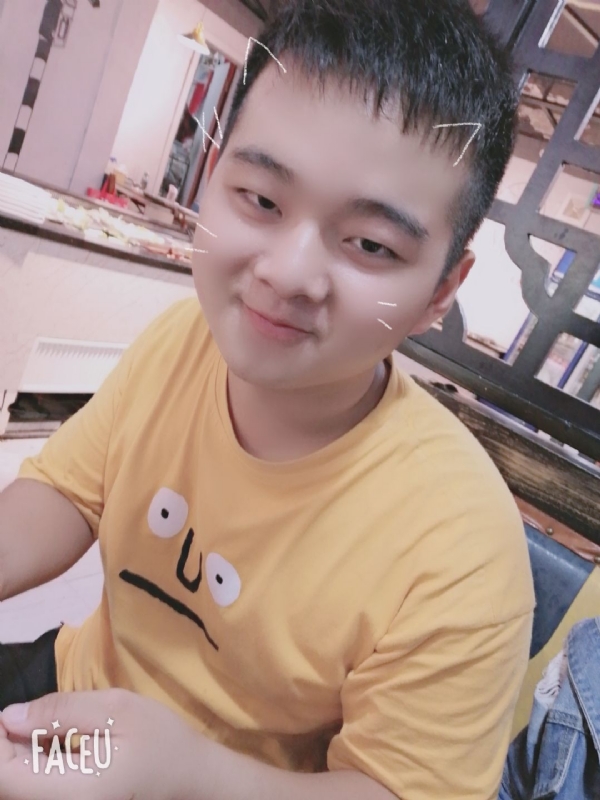 小源小源的第一张照片--泰州相亲服务中心