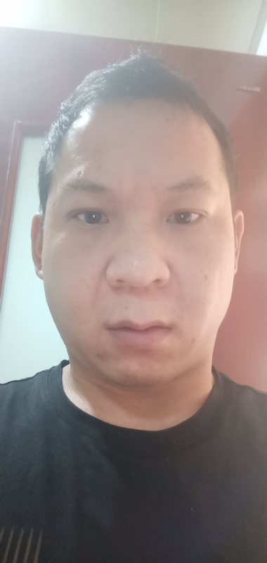 淡定的第一张照片--泰州相亲服务中心