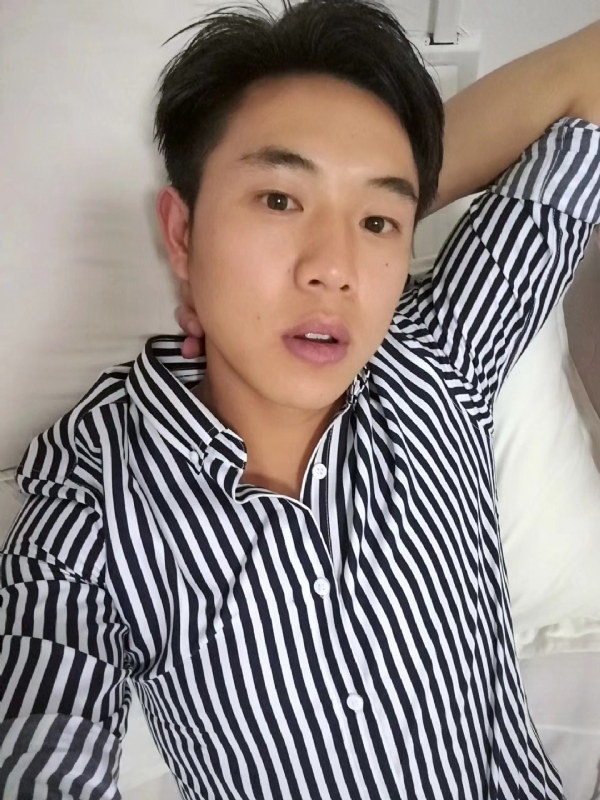 小雷的第二张照片--泰州相亲服务中心