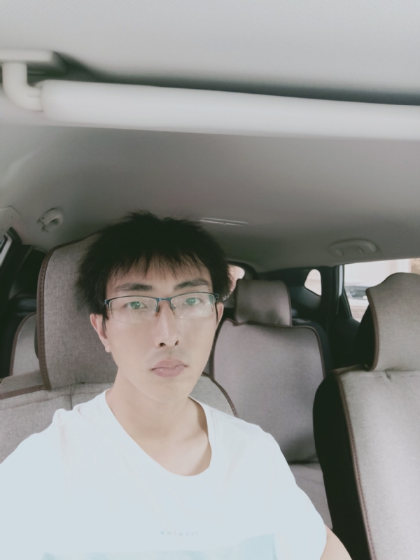 阳光大男孩的第一张照片--泰州相亲服务中心