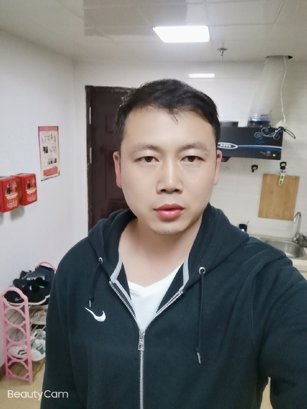 暖暖的风的第一张照片--泰州相亲服务中心