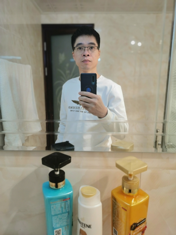 期待缘分的第二张照片--泰州相亲服务中心