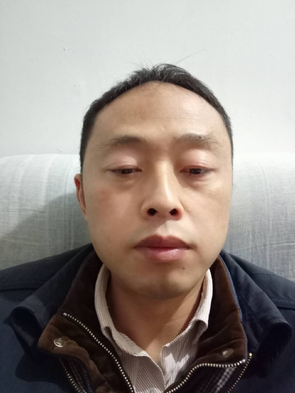 阳光的第一张照片--泰州相亲服务中心