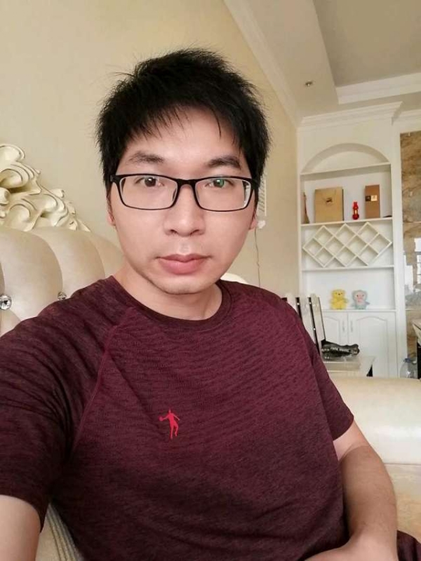 等一个晴天的第二张照片--泰州相亲服务中心