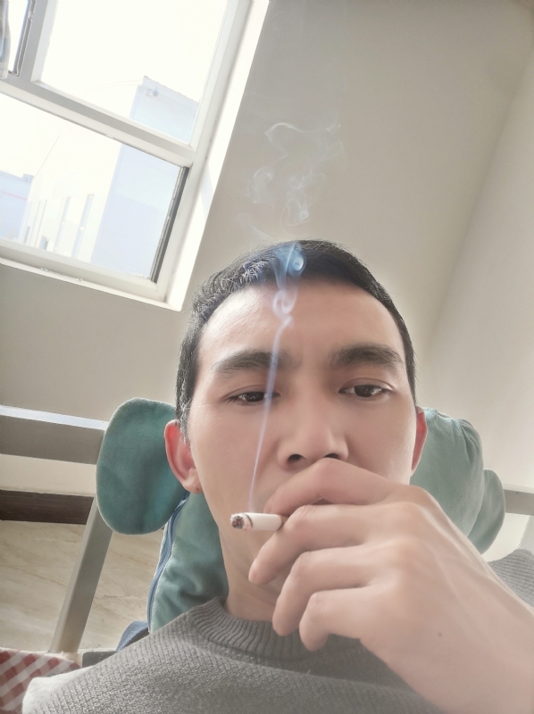 殇情的第一张照片--泰州相亲服务中心