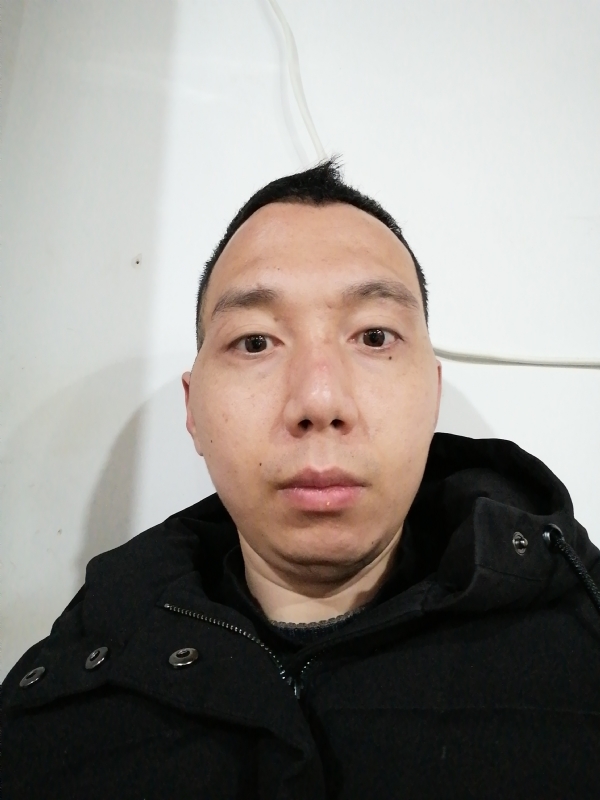我要捡钱的第一张照片--泰州相亲服务中心