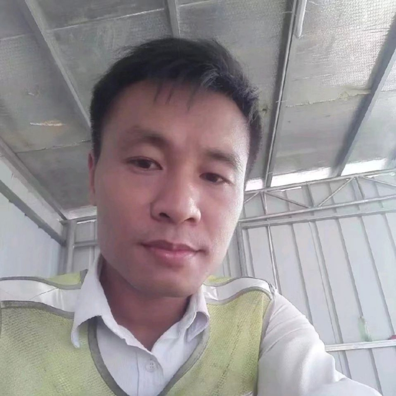 小马哥的第二张照片--泰州相亲服务中心