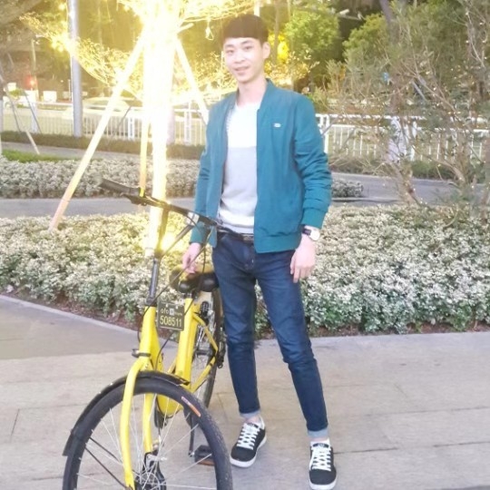 李伟的第一张照片--泰州相亲服务中心
