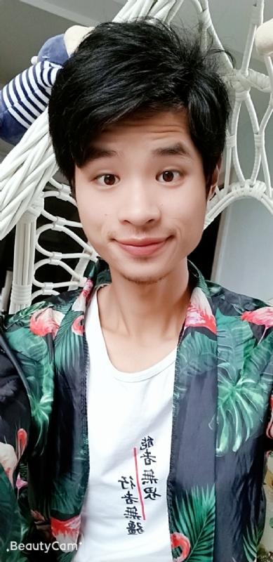 靠谱在联系的第一张照片--泰州相亲服务中心