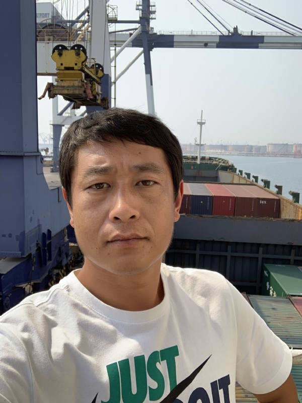 山野娴人的第一张照片--泰州相亲服务中心