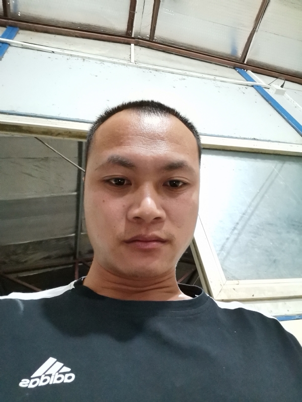 真心交友的第一张照片--泰州相亲服务中心