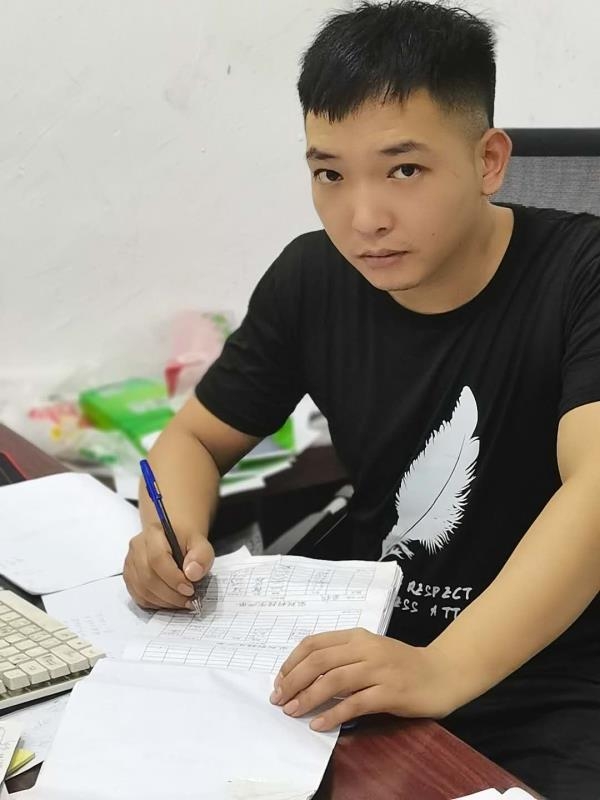 寻找另一伴的第一张照片--泰州相亲服务中心