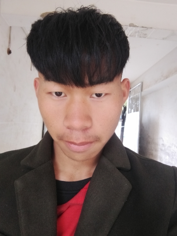 少年不在少的第一张照片--泰州相亲服务中心