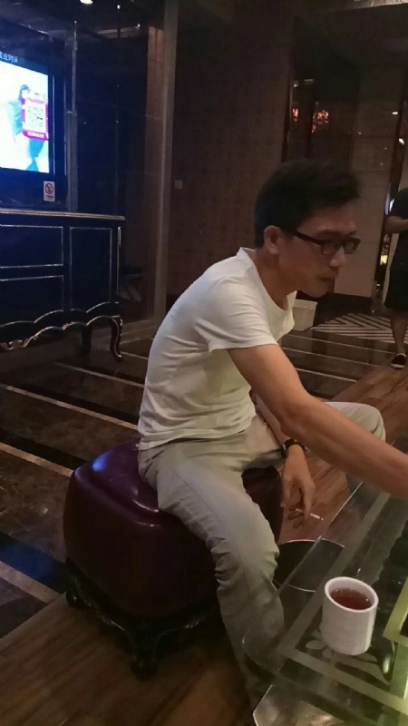 期待缘分的第一张照片--泰州相亲服务中心