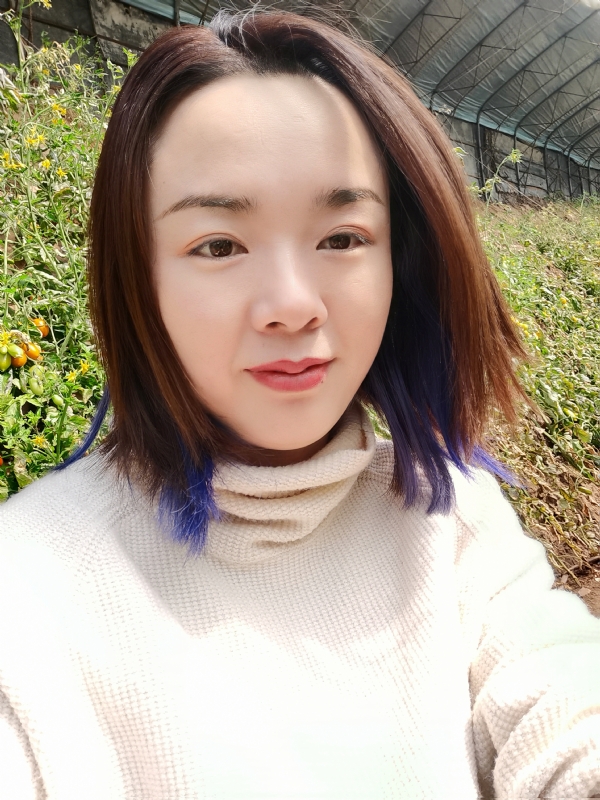 欣欣向荣的第一张照片--泰州相亲服务中心