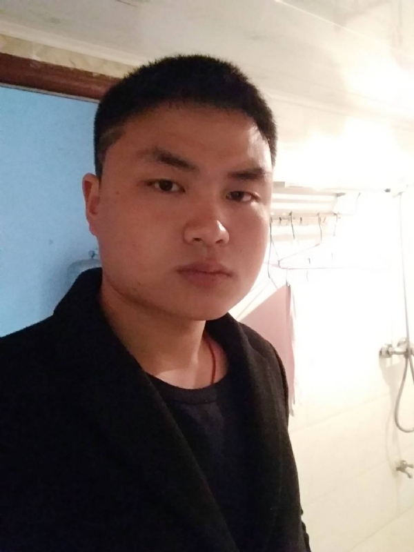 康康一下的第一张照片--泰州相亲服务中心