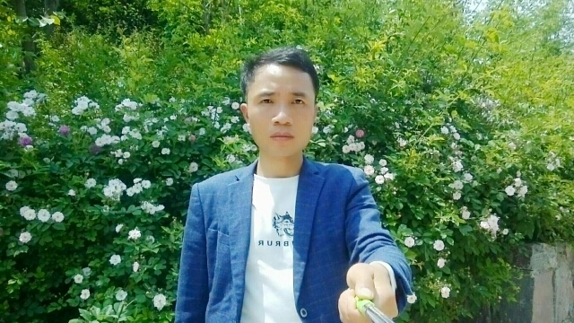 一生何求的第一张照片--泰州相亲服务中心