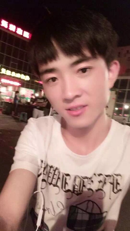 小先生的第一张照片--泰州相亲服务中心
