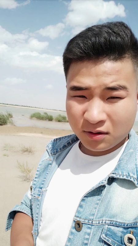 王强的第一张照片--泰州相亲服务中心
