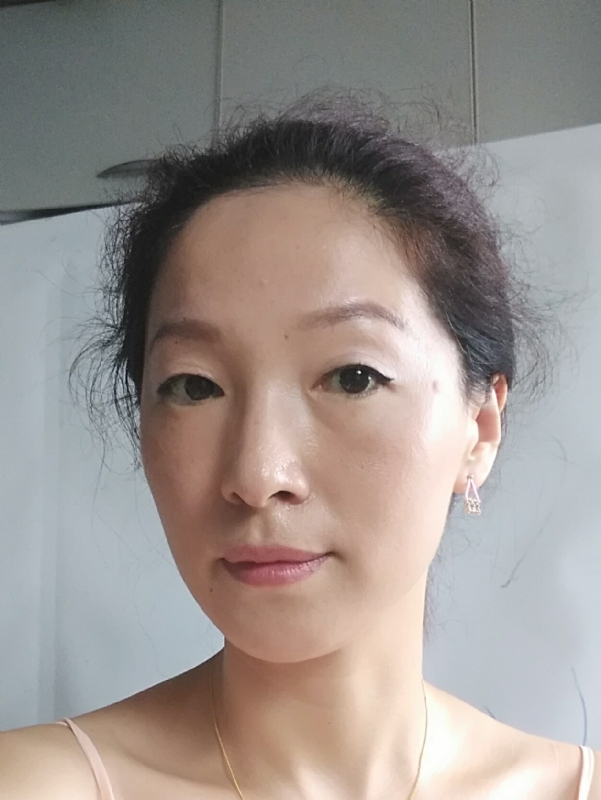 彼岸花的第一张照片--泰州相亲服务中心