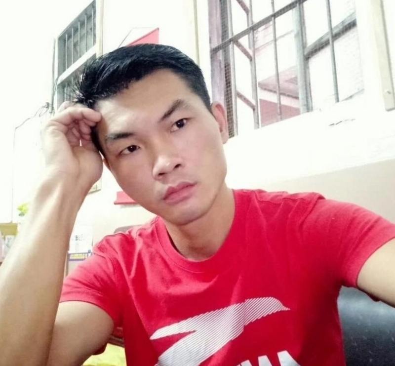 英俊的台灯的第一张照片--泰州相亲服务中心