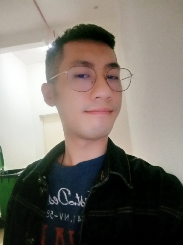 赫兹的第一张照片--泰州相亲服务中心