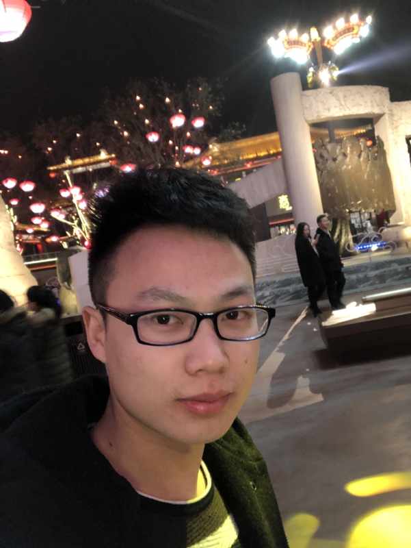 吃葡萄不吐葡萄皮的第二张照片--泰州相亲服务中心