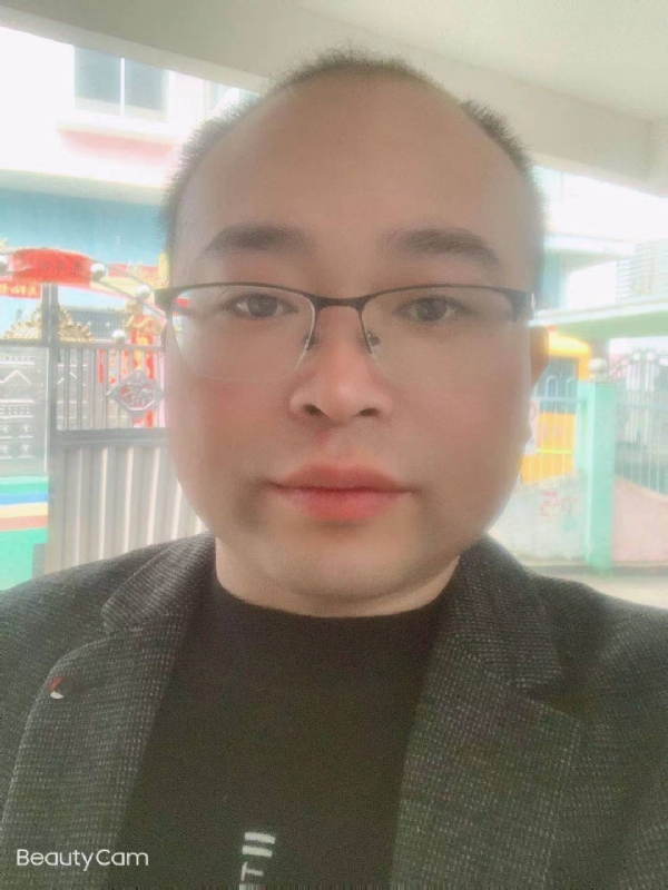 海阔凭鱼跃的第一张照片--泰州相亲服务中心
