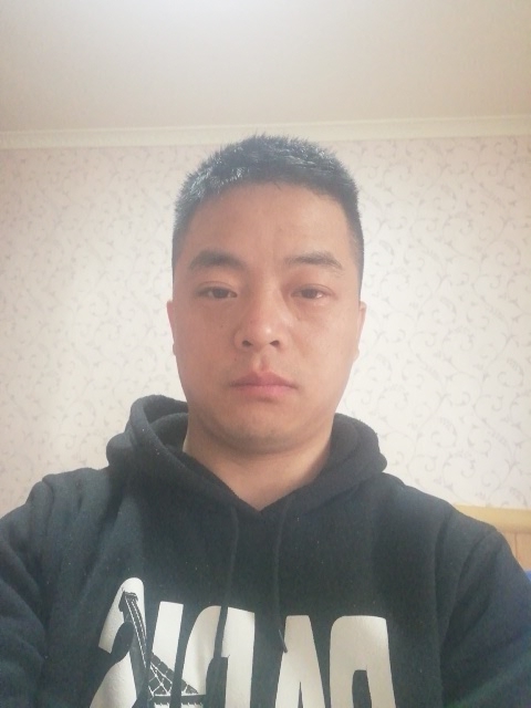 亿树的第一张照片--泰州相亲服务中心