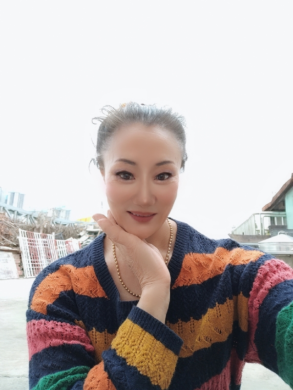 燕子的第四张照片--泰州相亲服务中心