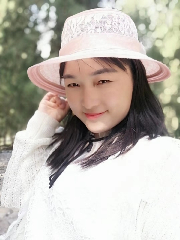 凤凰的第一张照片--泰州相亲服务中心