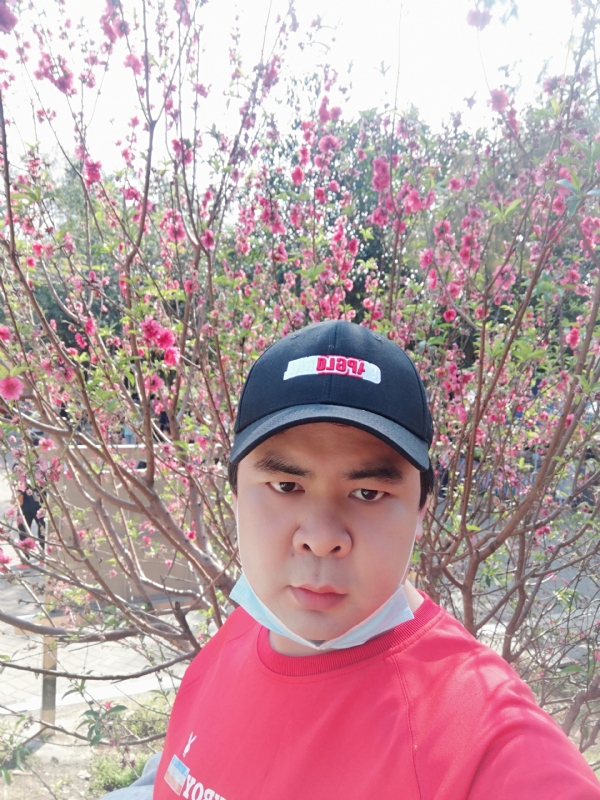 真心交友的第一张照片--泰州相亲服务中心