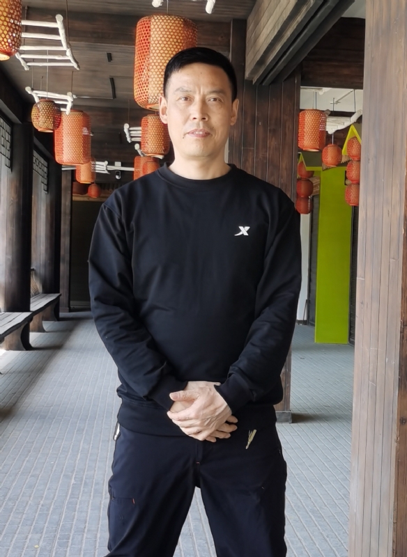 阳光总在风雨后的第一张照片--泰州相亲服务中心